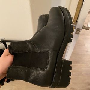 Vagabond lug sole leather boots!